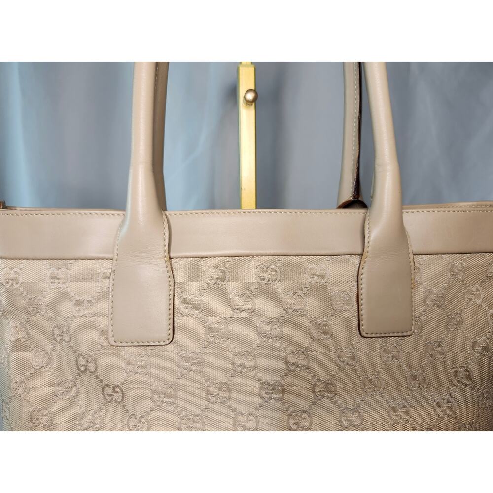 SOLD Gucci GG Monogram Canvas Tote Light Beige Leather Large Shopper Shoulder - Picture 2 of 16